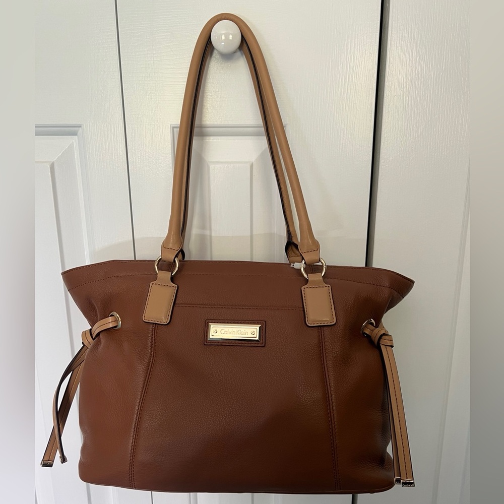 NWOT Calvin Klein Tan and Brown Tote Bag